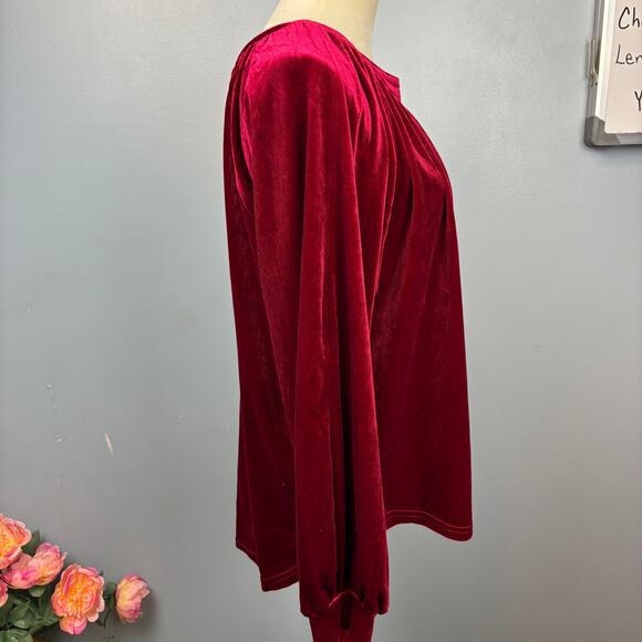 Umgee Red Velvet Blouson Long Sleeve Small Holiday Party Oversize Blouse Top - Picture 3 of 10